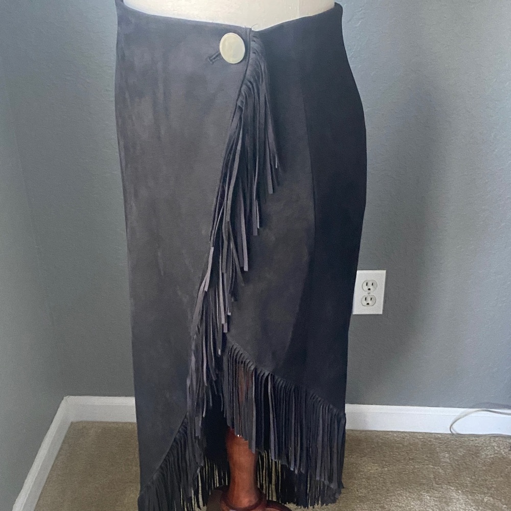 Zara Black Faux Asymmetrical Fringed Skirt - Picture 2 of 4